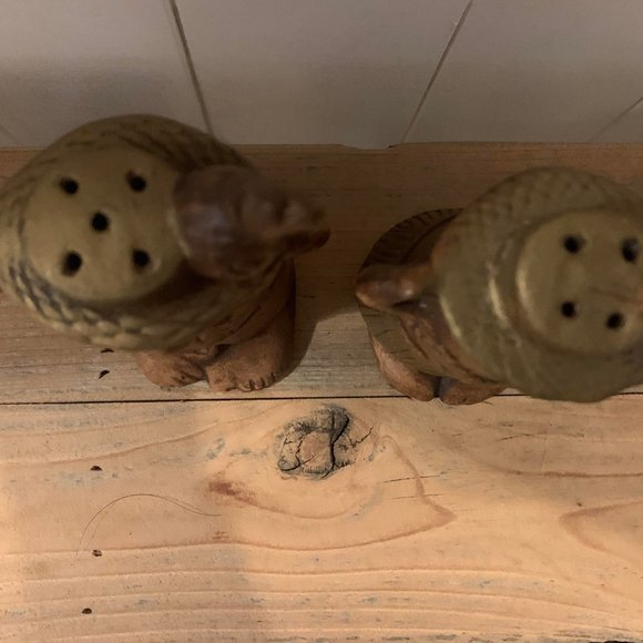 Vintage | Shabby Chic Tiki Tropical Matching Salt and Pepper Shakers Decor VNTG - Picture 3 of 3